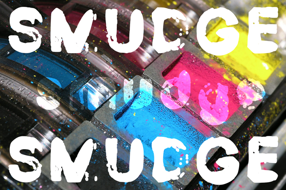 Smudge: A Script Handwritten Font for Creative Expression